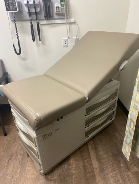 Exam table Ritter 204 refurbished